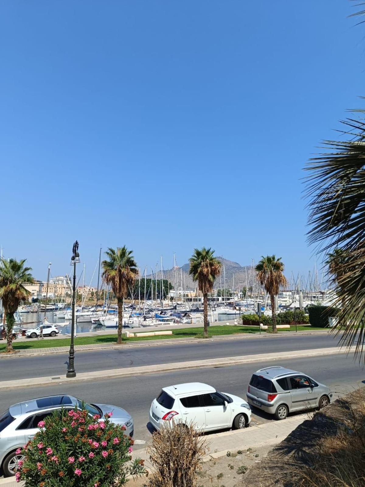 La Dimora Della Kalsa Apartment Palermo Luaran gambar